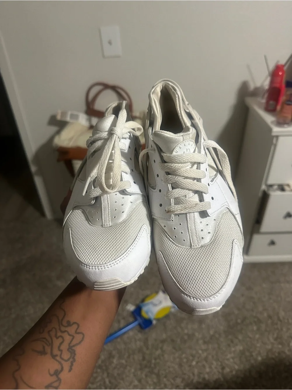 Nike Huaraches Youth White Sneakers